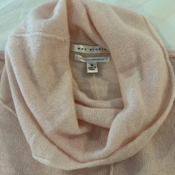 Max Studio soft pink cashmere sweater M - Picture 7 of 8